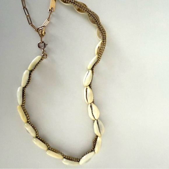 Isabel Marant Noki Gold Tone Shell Choker Necklace - Picture 5 of 7